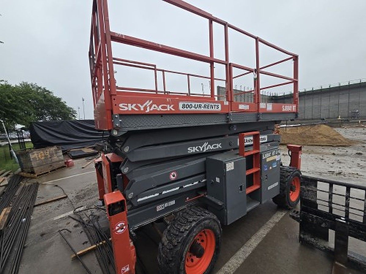2018 SKYJACK SJ8841RT for sale in Las Vegas, NV