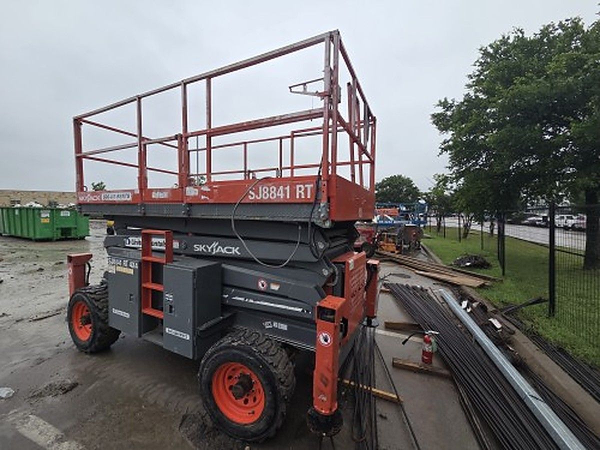 SKYJACK SJ8841RT photo 2