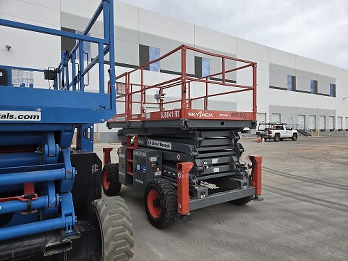 2018 SKYJACK SJ8841RT for sale in Las Vegas, NV