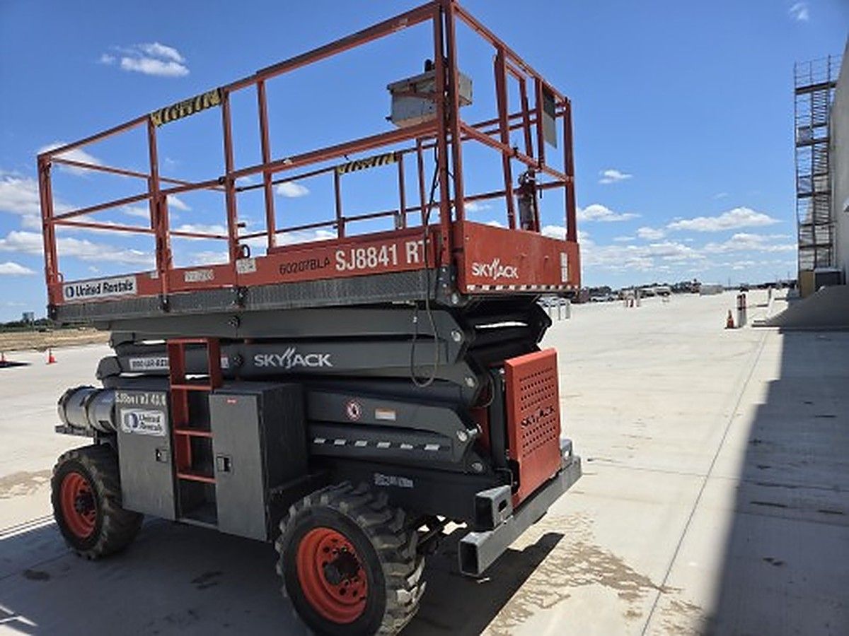 SKYJACK SJ8841RT photo 2