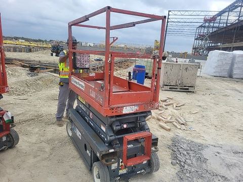 2018 SKYJACK SJIII3219 Scissor Lift 19' Electric