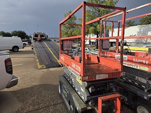 2018 SKYJACK SJIII3219 Scissor Lift 19' Electric