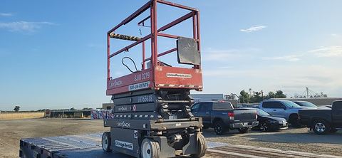 2018 SKYJACK SJIII3219 Scissor Lift 19' Electric