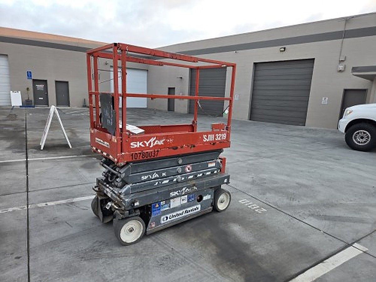 2018 SKYJACK SJIII3219 for sale in Las Vegas, NV