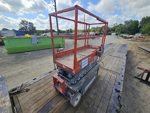 2018 SKYJACK SJIII3219 Scissor Lift 19' Electric