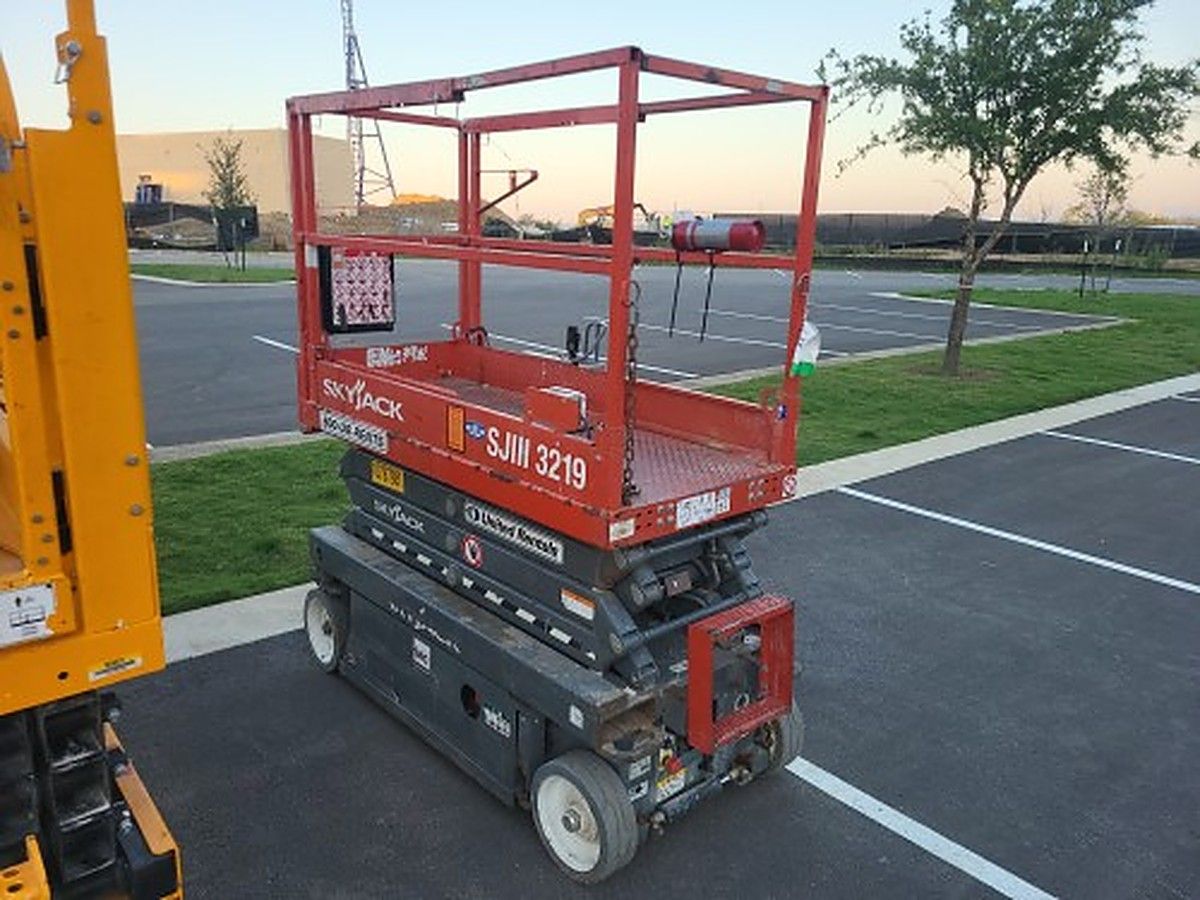 2018 SKYJACK SJIII3219 for sale in Las Vegas, NV