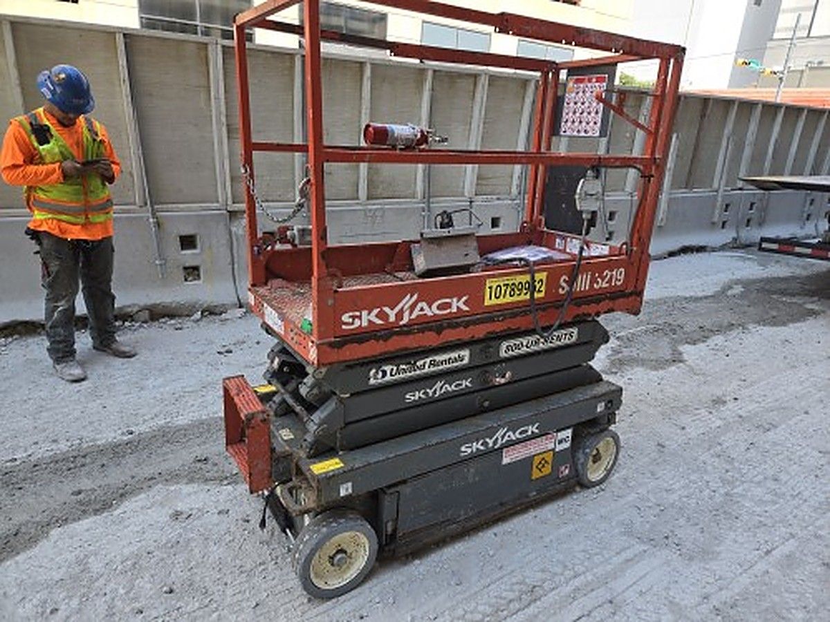 SKYJACK SJIII3219 photo 3