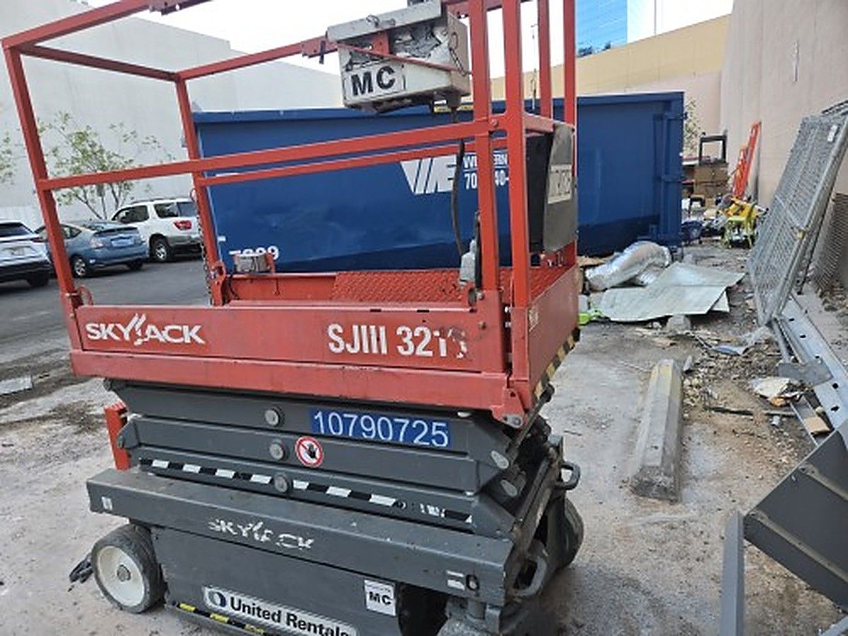 SKYJACK SJIII3219 photo 2