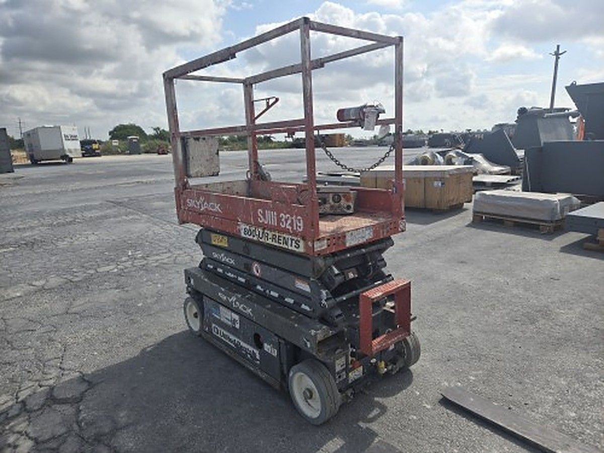 2018 SKYJACK SJIII3219 for sale in Las Vegas, NV