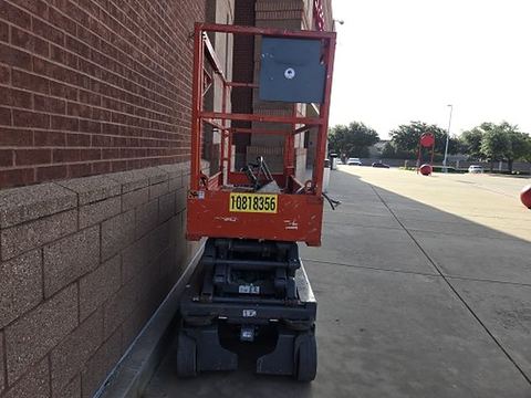 2018 SKYJACK SJIII3219 Scissor Lift 19' Electric