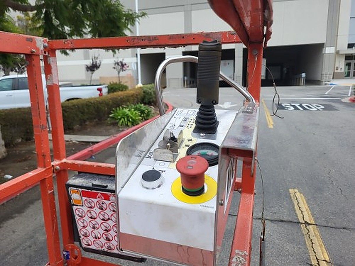 SKYJACK SJIII3219 photo 6