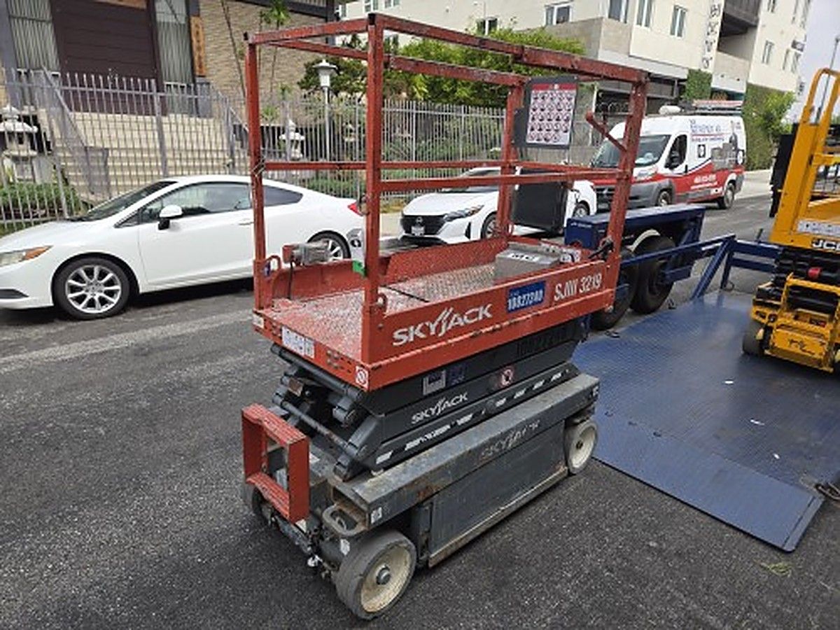 SKYJACK SJIII3219 photo 2