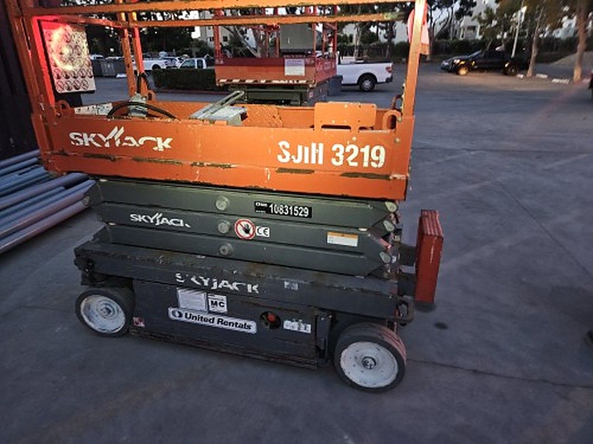 SKYJACK SJIII3219 photo 9