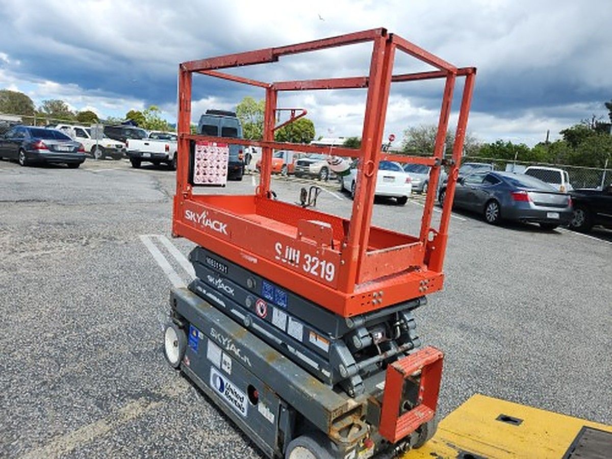2018 SKYJACK SJIII3219 for sale in Las Vegas, NV