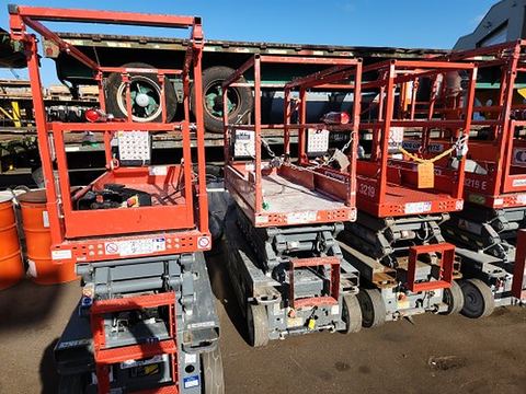 2018 SKYJACK SJIII3219 Scissor Lift 19' Electric