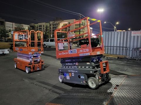 2018 SKYJACK SJIII3219 Scissor Lift 19' Electric