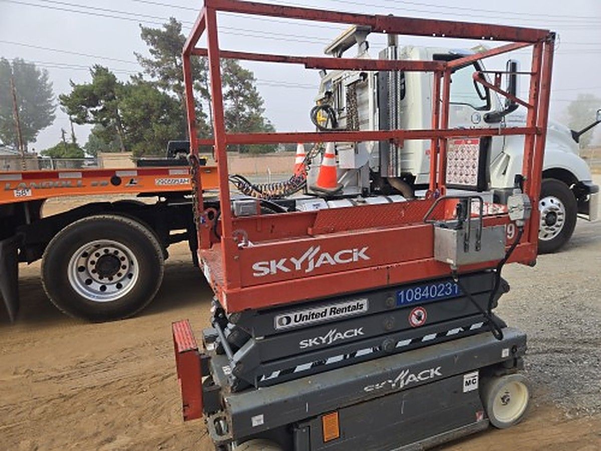 SKYJACK SJIII3219 photo 2
