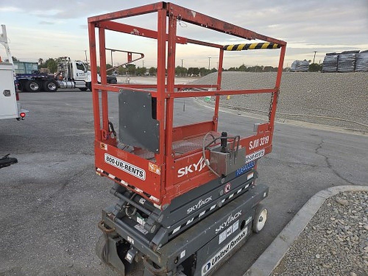 2018 SKYJACK SJIII3219 for sale in Las Vegas, NV