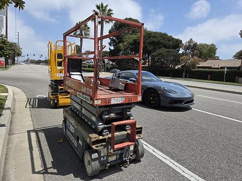 2018 SKYJACK SJIII3219 Scissor Lift 19' Electric
