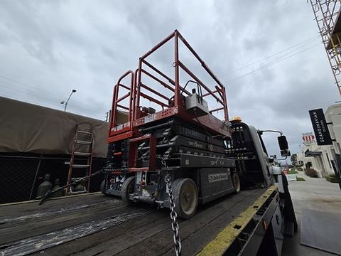 2018 SKYJACK SJIII3219 Scissor Lift 19' Electric
