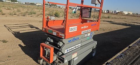 2018 SKYJACK SJIII3219 Scissor Lift 19' Electric