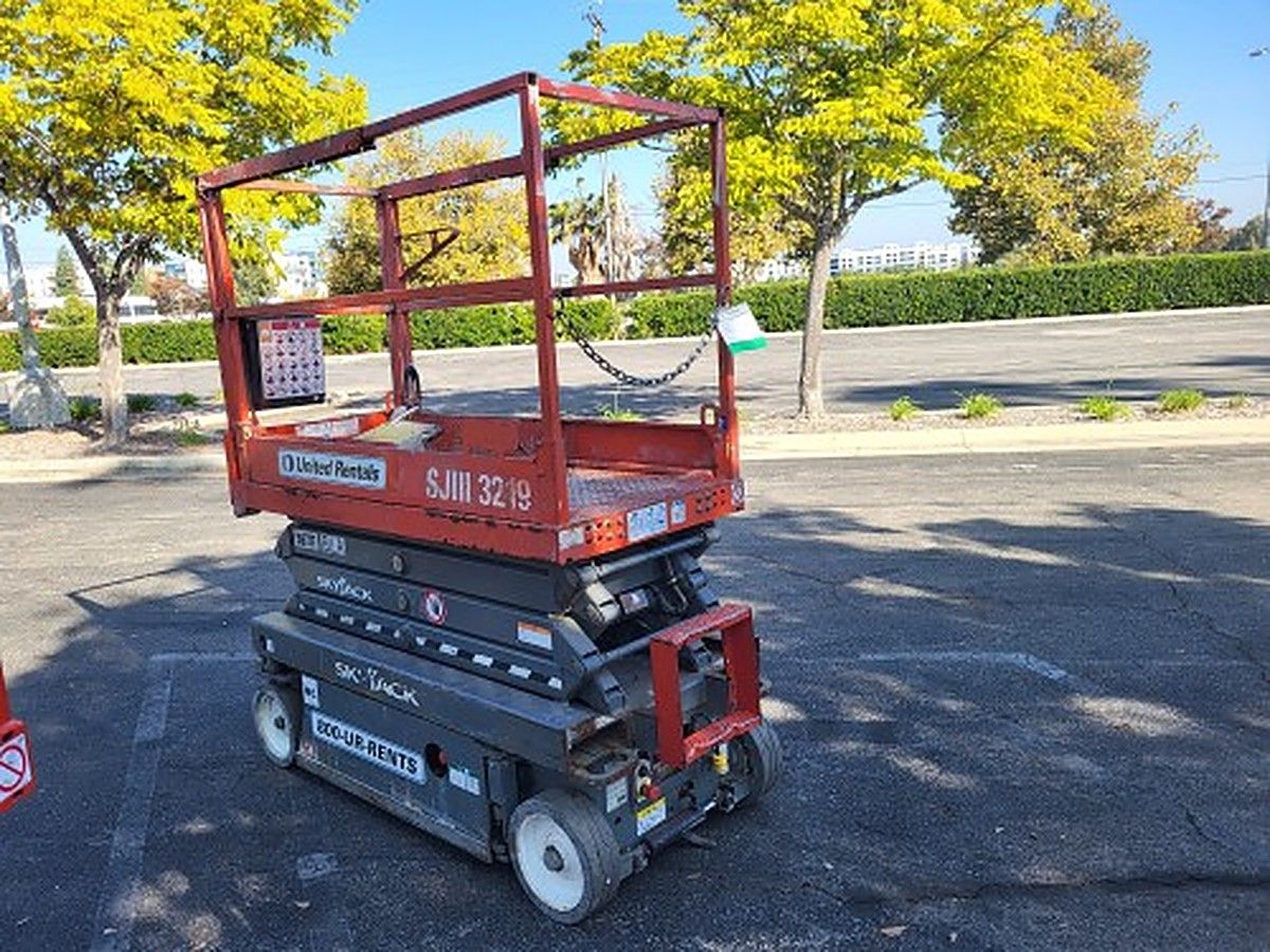 2018 SKYJACK SJIII3219 for sale in Las Vegas, NV