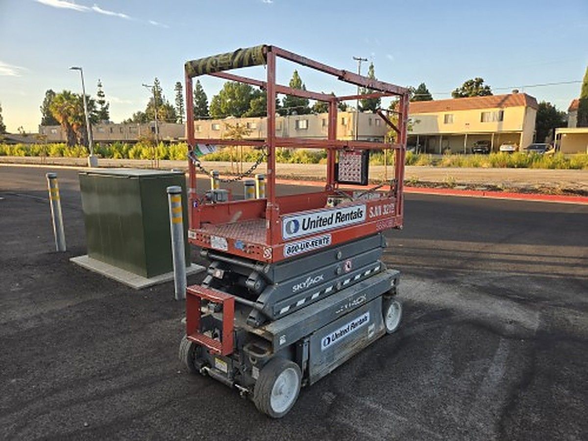 2018 SKYJACK SJIII3219 for sale in Las Vegas, NV