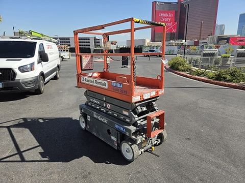 2018 SKYJACK SJIII3219 Scissor Lift 19' Electric