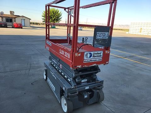 2018 SKYJACK SJIII3219 Scissor Lift 19' Electric