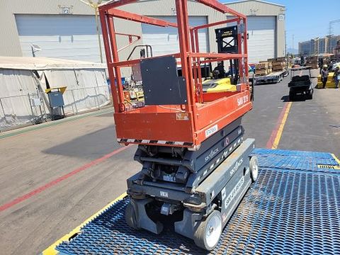 2018 SKYJACK SJIII3219 Scissor Lift 19' Electric