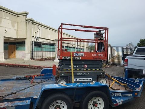 2018 SKYJACK SJIII3219 Scissor Lift 19' Electric
