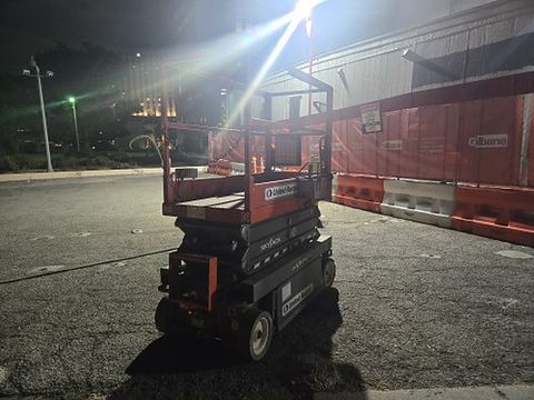 2018 SKYJACK SJIII3219 Scissor Lift 19' Electric