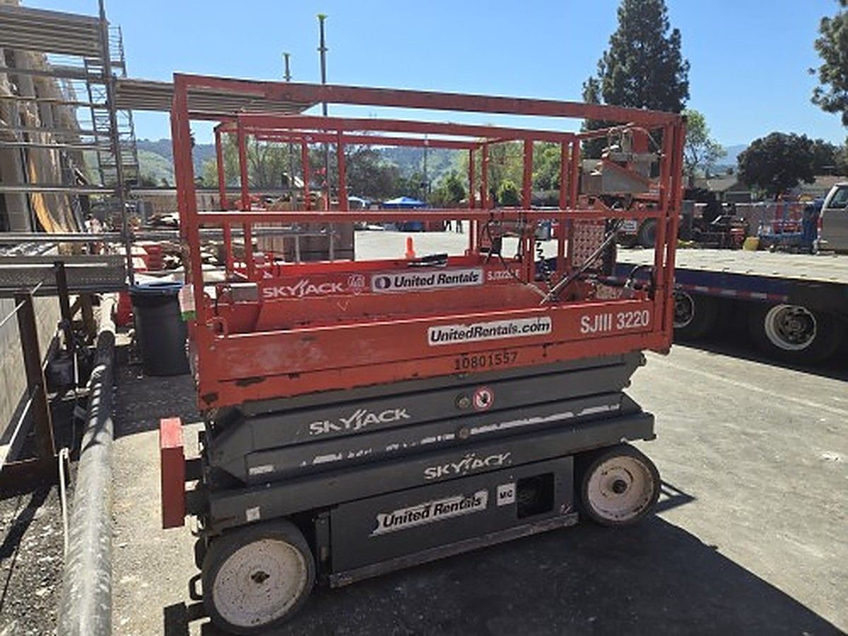 2018 SKYJACK SJIII3220 for sale in Las Vegas, NV