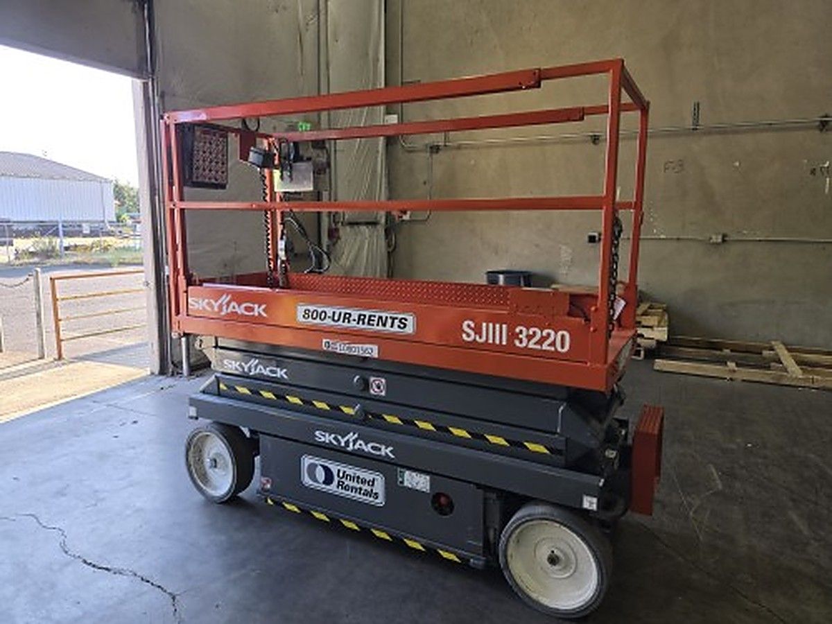 SKYJACK SJIII3220 photo 2