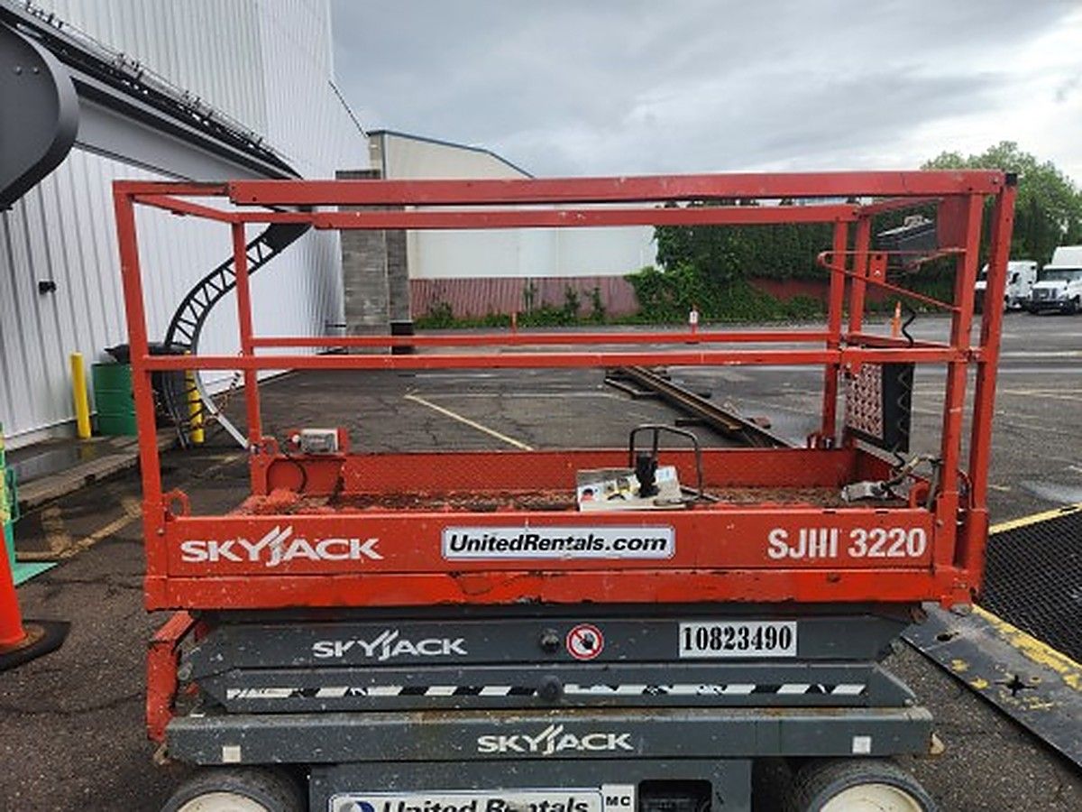 2018 SKYJACK SJIII3220 for sale in Las Vegas, NV