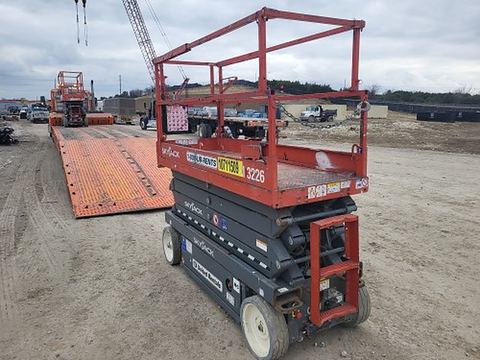 2018 SKYJACK SJIII3226 Scissor Lift 24-26' Electric 30-36" Wide