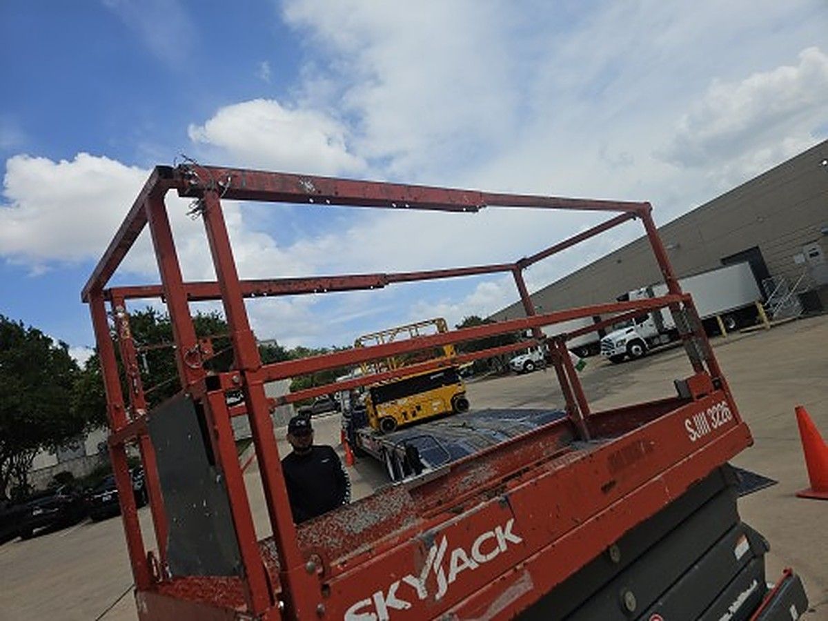 SKYJACK SJIII3226 photo 2