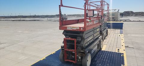 2018 SKYJACK SJIII3226 Scissor Lift 24-26' Electric 30-36" Wide