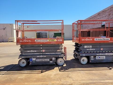 2018 SKYJACK SJIII3226 Scissor Lift 24-26' Electric 30-36" Wide