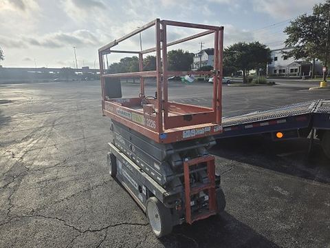 2018 SKYJACK SJIII3226 Scissor Lift 24-26' Electric 30-36" Wide