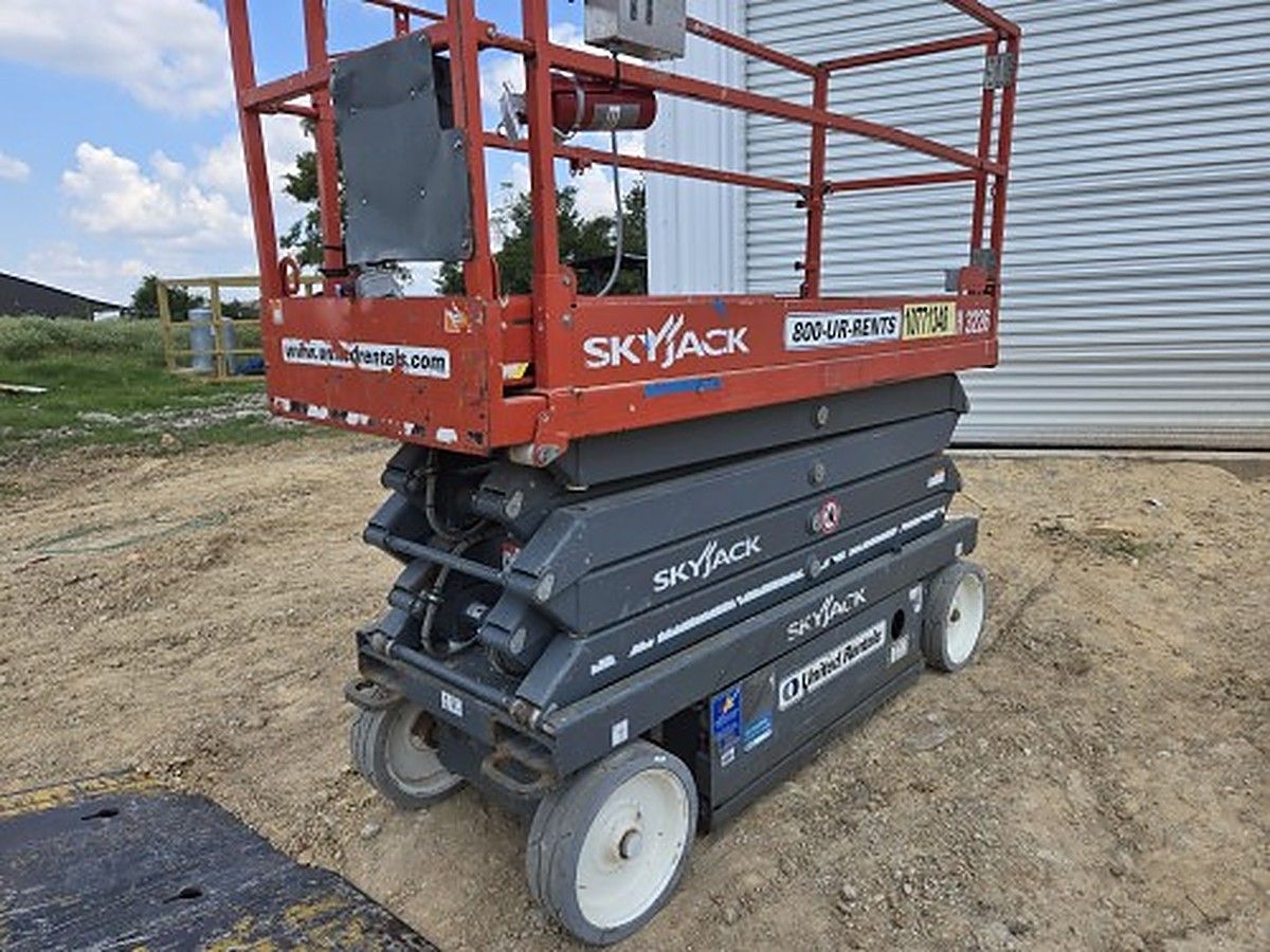 SKYJACK SJIII3226 photo 2