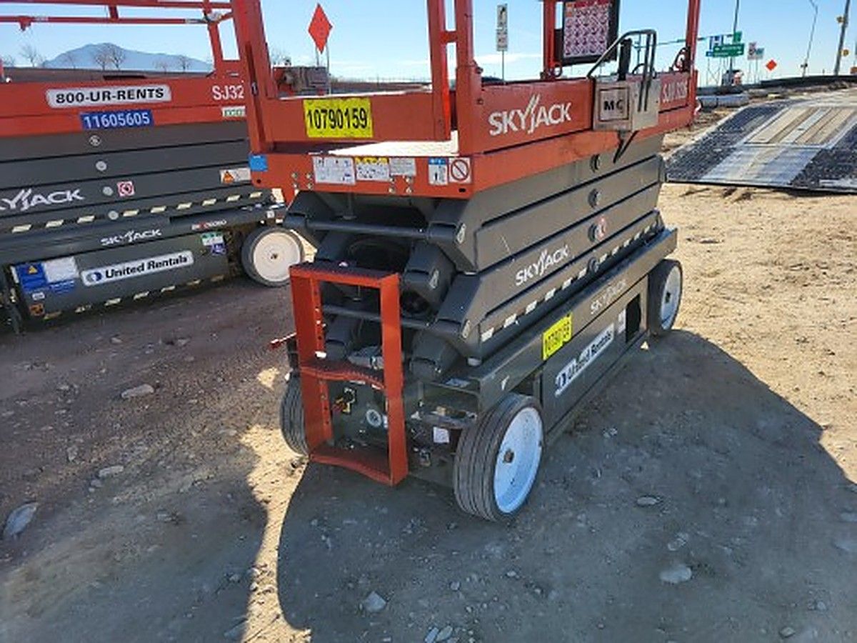 2018 SKYJACK SJIII3226 for sale in Las Vegas, NV