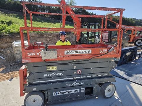 2018 SKYJACK SJIII3226 Scissor Lift 24-26' Electric 30-36" Wide