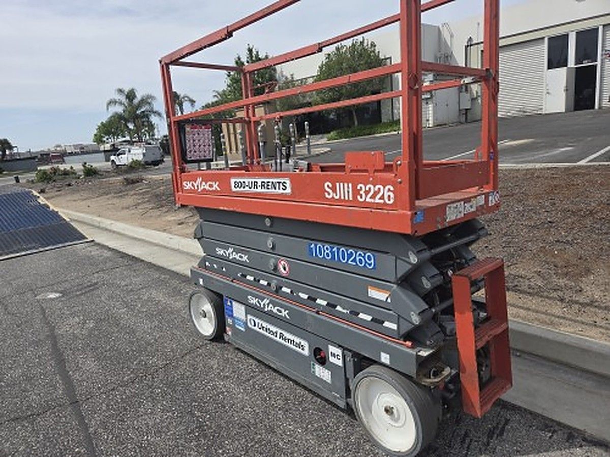 2018 SKYJACK SJIII3226 for sale in Las Vegas, NV