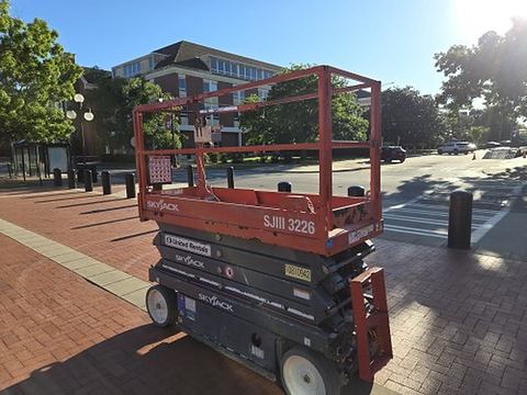 2018 SKYJACK SJIII3226 Scissor Lift 24-26' Electric 30-36" Wide