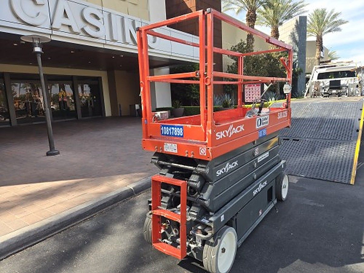 2018 SKYJACK SJIII3226 for sale in Las Vegas, NV