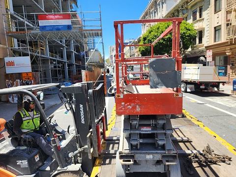 2018 SKYJACK SJIII3226 Scissor Lift 24-26' Electric 30-36" Wide