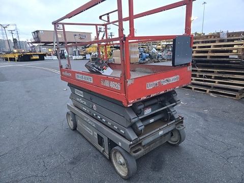 2018 SKYJACK SJIII4626 Scissor Lift 24-26' Electric 46-68" Wide