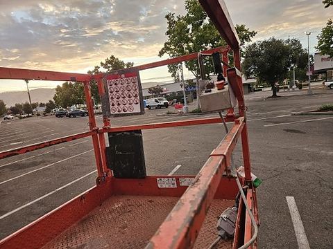 2018 SKYJACK SJIII4632 Scissor Lift 30-35' Electric 46-48" Wide
