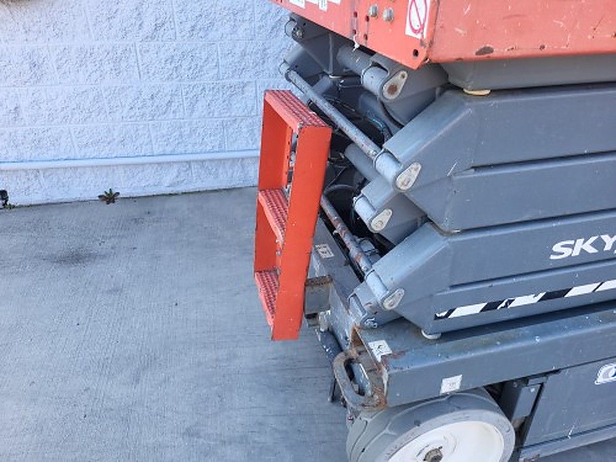 SKYJACK SJIII4632 photo 2